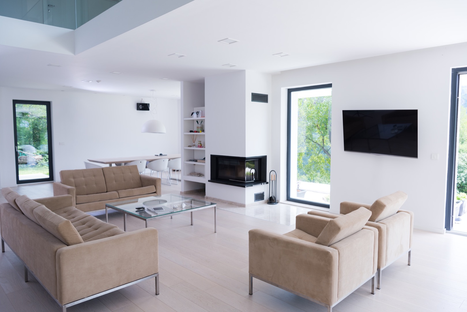 Relaxing apartment bay view