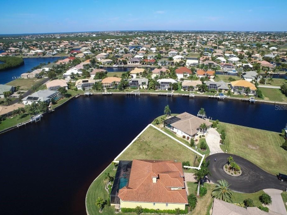 300  SEGOVIA DR ,PUNTA GORDA,33950