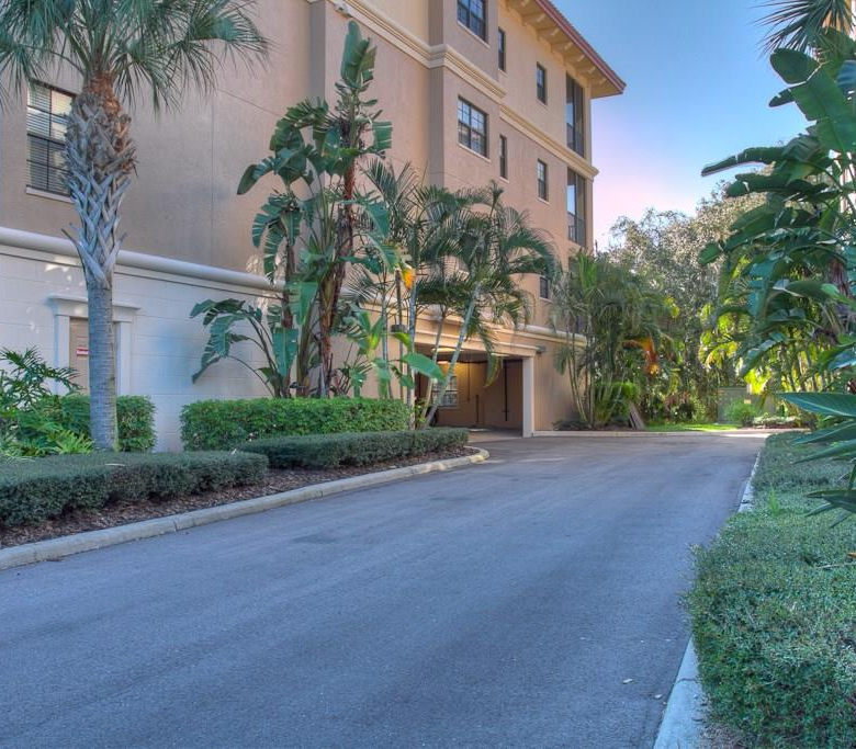 7710  LAKE VISTA CT  #205,LAKEWOOD RANCH,34202