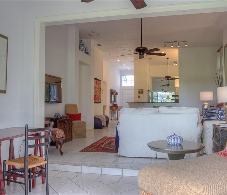 7911  WHITEBRIDGE GLN ,UNIVERSITY PARK,34201