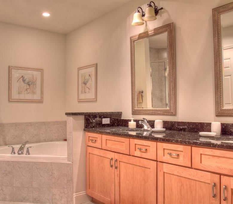 7710  LAKE VISTA CT  #205,LAKEWOOD RANCH,34202
