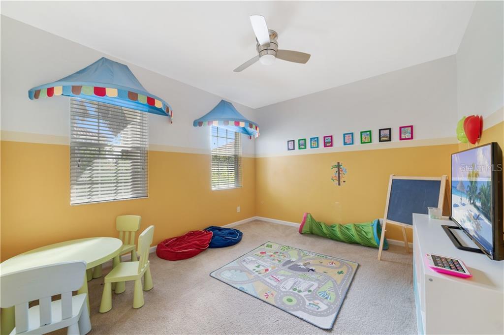 4b950f2c-b525-49cf-9430-073d1ef4b437 5213 OAKBOURNE AVE ,DAVENPORT,33837