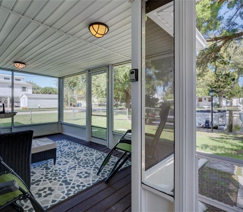 5241 ALPACA DR,WEEKI WACHEE,34607