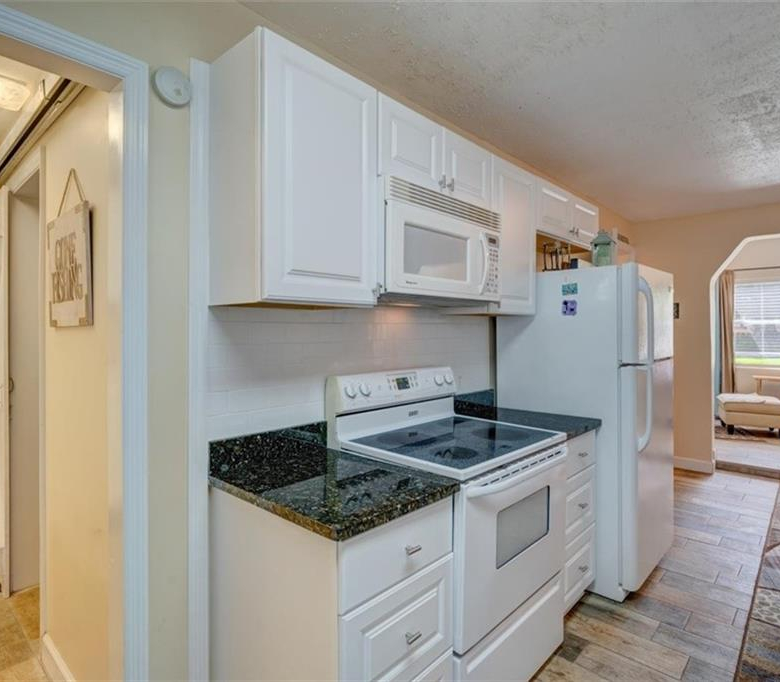 5241 ALPACA DR,WEEKI WACHEE,34607