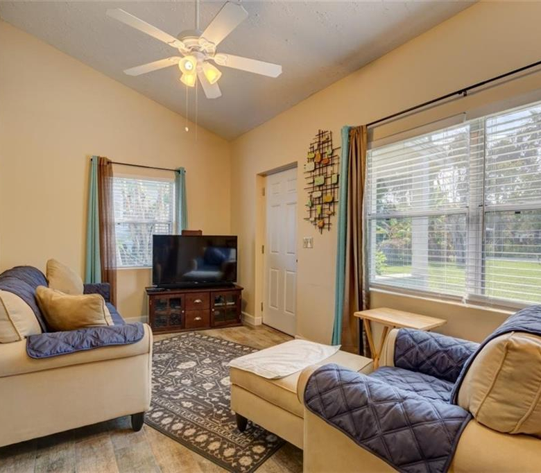 5241 ALPACA DR,WEEKI WACHEE,34607