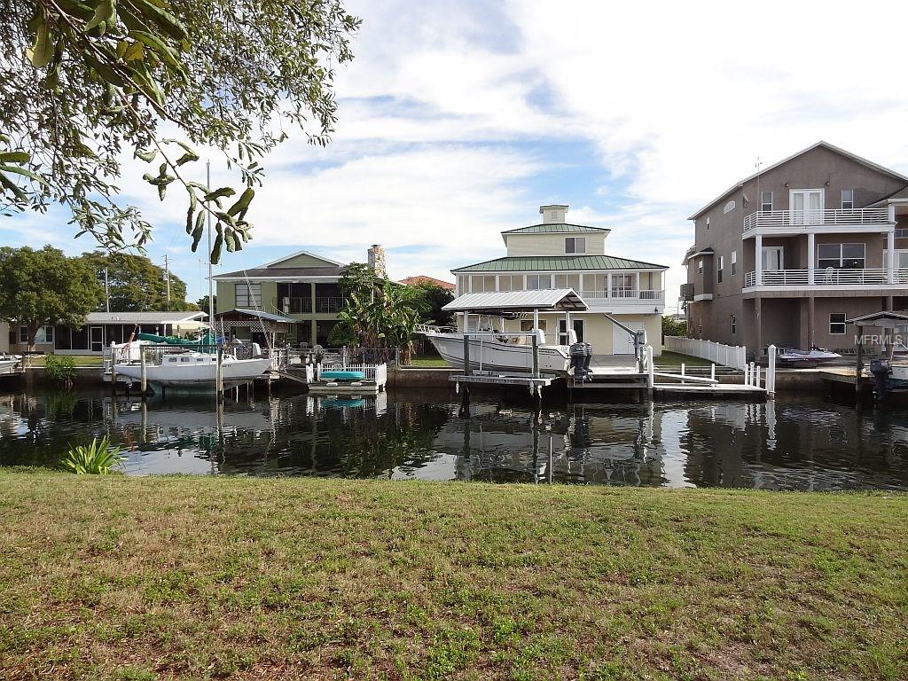 5f6b8161-38e2-4896-bdf5-3cc768e820c1 0 VERONICA DR ,HUDSON,34667