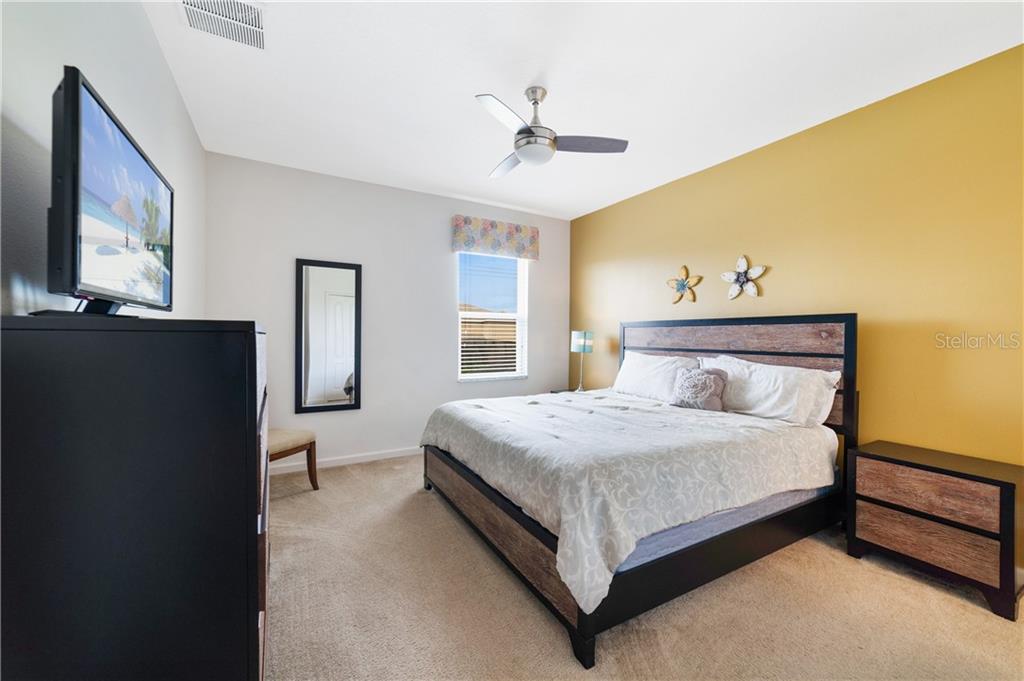 66736788-2ee8-4dfa-93c8-ea1cda4cbeb5 5213 OAKBOURNE AVE ,DAVENPORT,33837