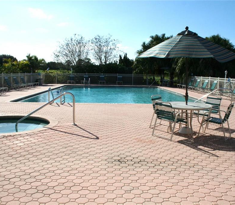 4639  CHAPEL HILL DR  #2924,SARASOTA,34238