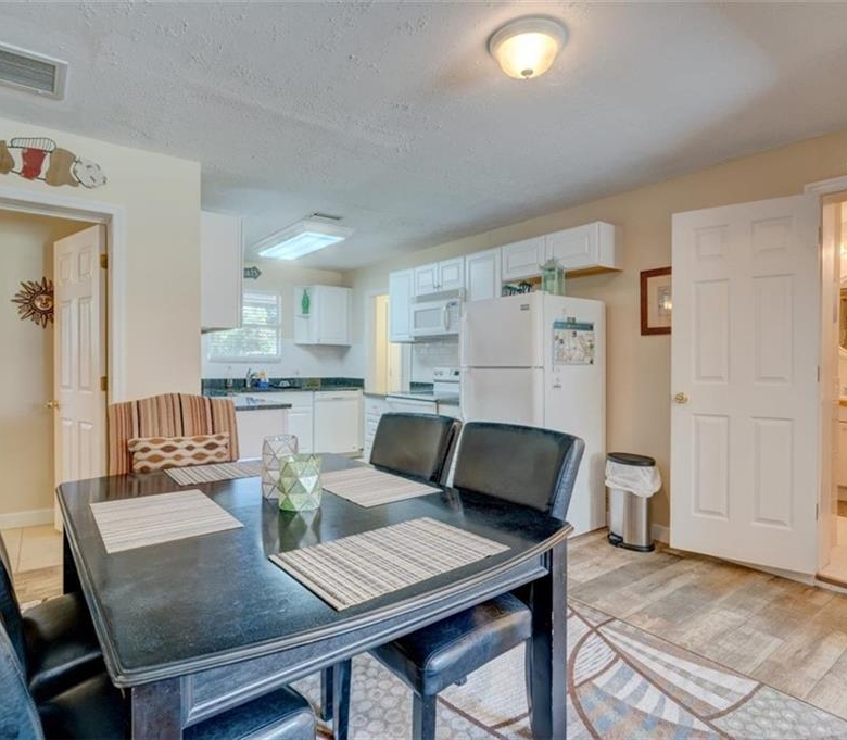 5241 ALPACA DR,WEEKI WACHEE,34607