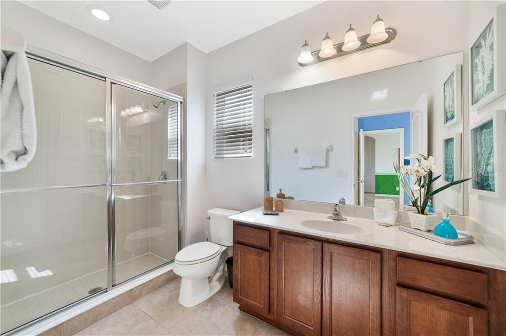 81b2a58d-6b0a-496c-9521-83c960777a92 5213 OAKBOURNE AVE ,DAVENPORT,33837