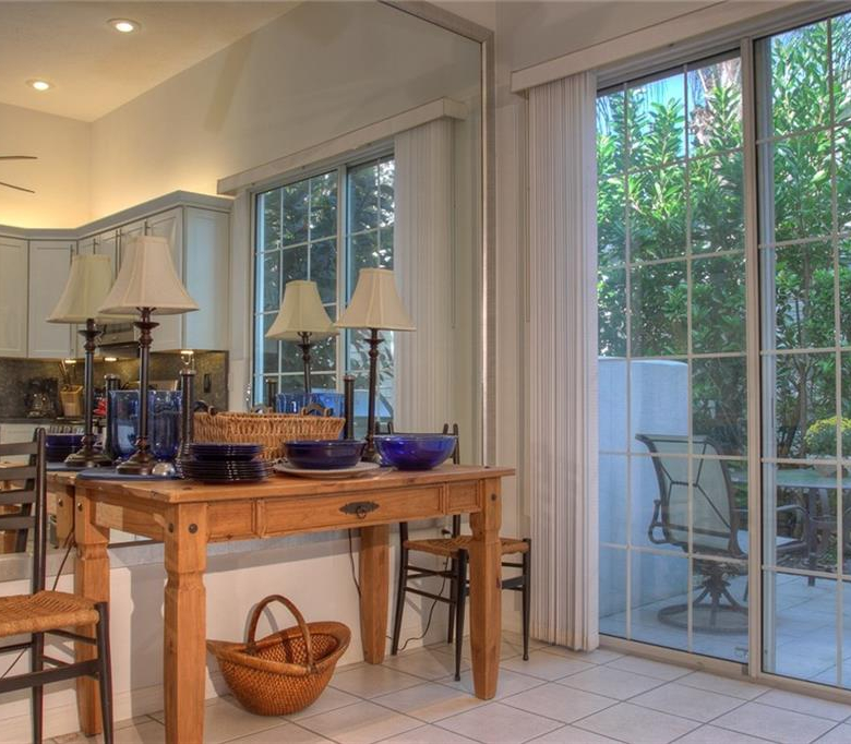 7911  WHITEBRIDGE GLN ,UNIVERSITY PARK,34201