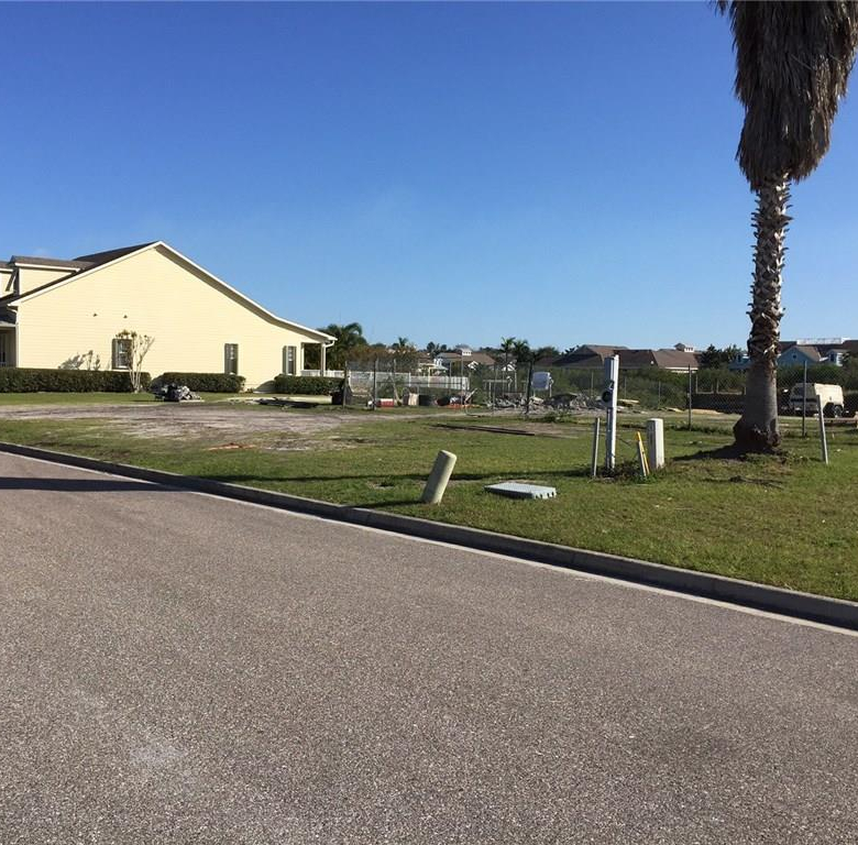 5605 SEAGRASS PL,APOLLO BEACH,33572