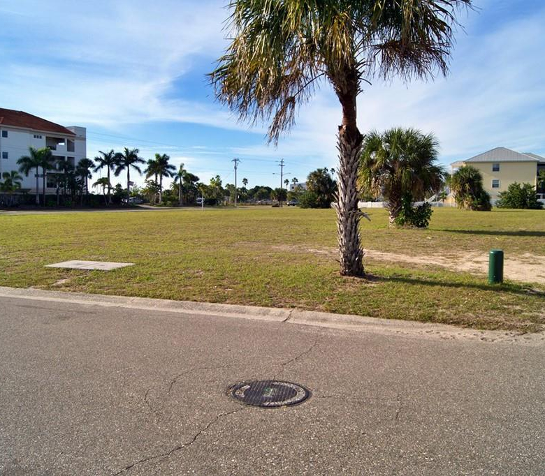 6400 APOLLO BEACH BLVD,APOLLO BEACH,33572