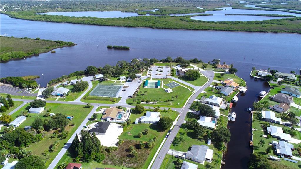 bed93ace-0d83-4037-842c-57d40f7f32f0 3497 DISCOVERY DR ,PUNTA GORDA,33983