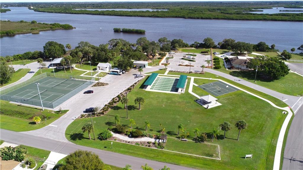 cd8fc38a-b86b-4471-81af-a99d25303c06 3497 DISCOVERY DR ,PUNTA GORDA,33983