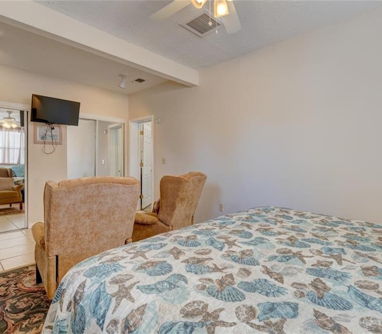 5241 ALPACA DR,WEEKI WACHEE,34607