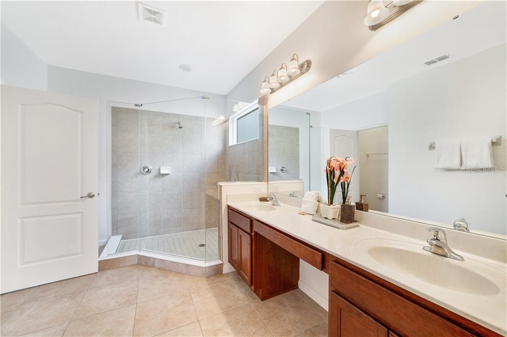 d01bd59d-3519-4747-812b-4db875ed2f8e 5213 OAKBOURNE AVE ,DAVENPORT,33837
