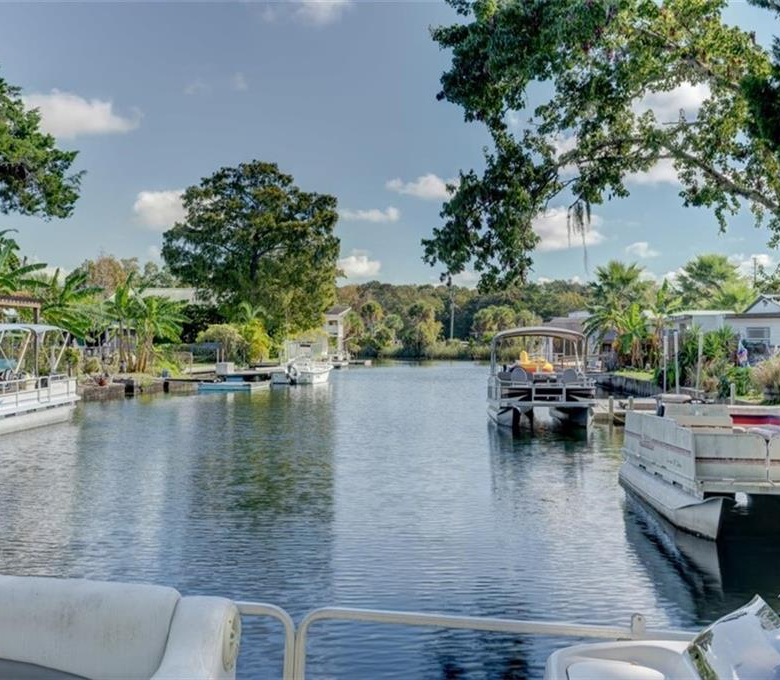 5241 ALPACA DR,WEEKI WACHEE,34607