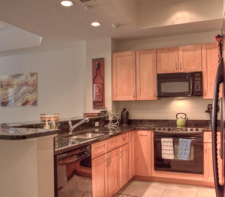 7710  LAKE VISTA CT  #205,LAKEWOOD RANCH,34202