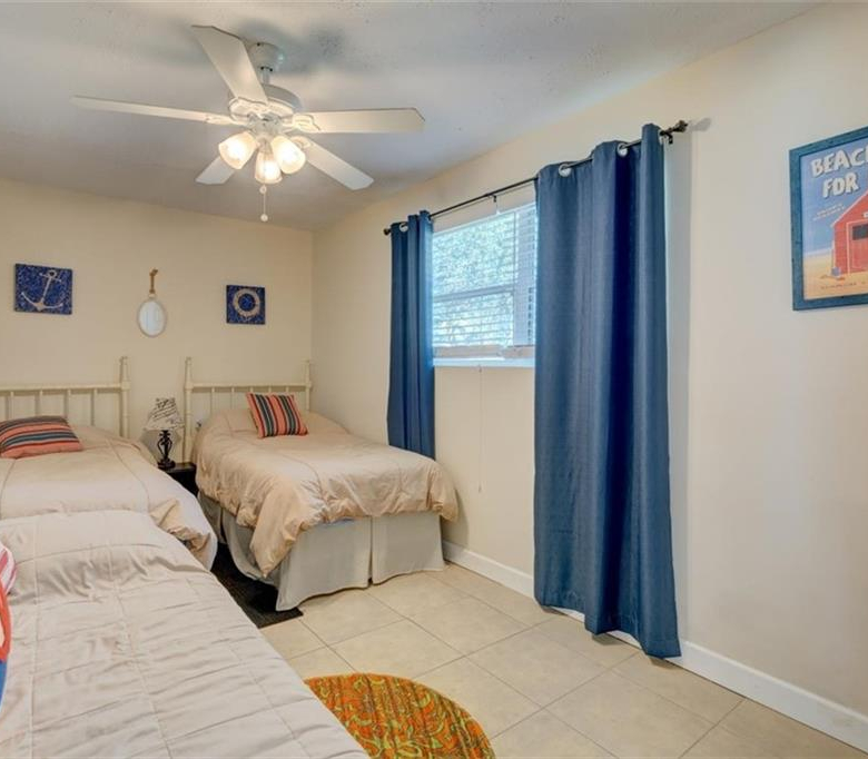 5241 ALPACA DR,WEEKI WACHEE,34607