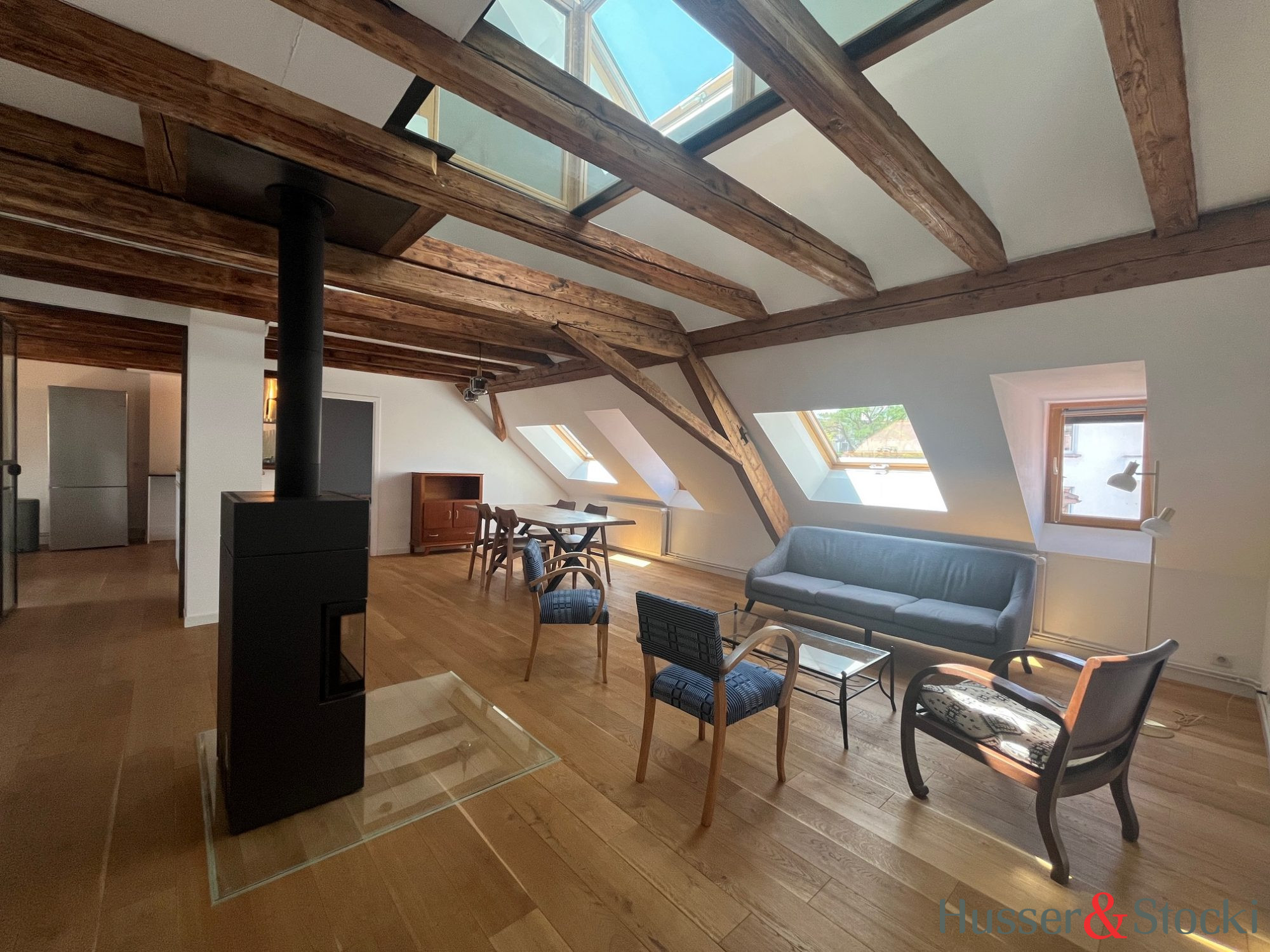 SUPERBE DUPLEX MEUBLÉ DE CARACTÈRE