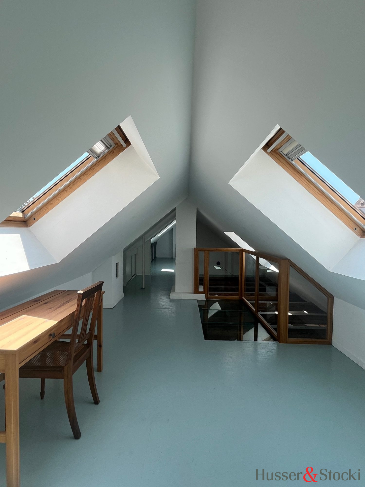 SUPERBE DUPLEX MEUBLÉ DE CARACTÈRE