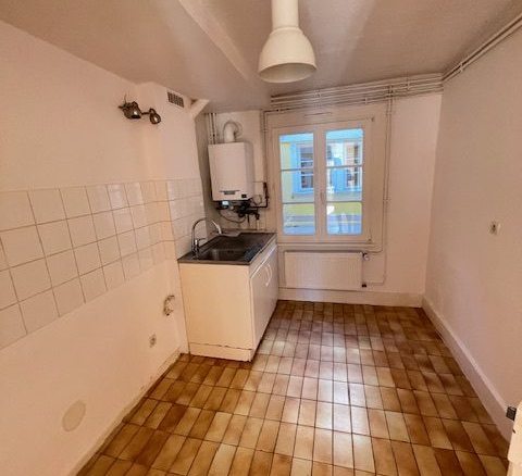 3 pièces 79 m² APPART 3P STRASBOURG PROCHE CATHEDRALE